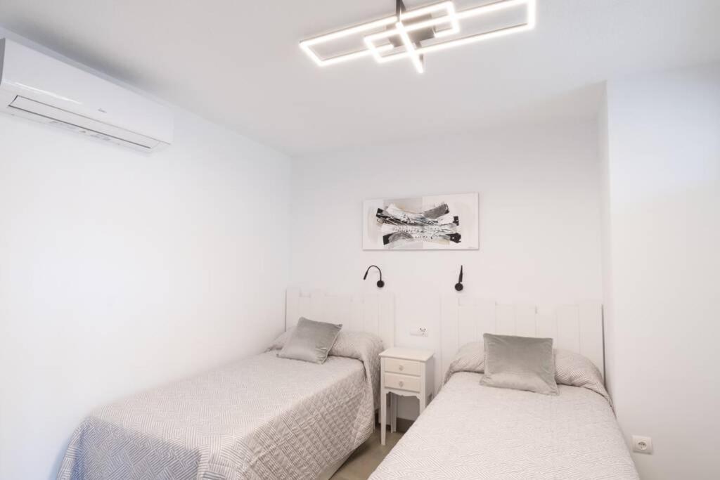 Apartamento Entero A 1 Minuto De La Playa 貝尼多姆 外观 照片